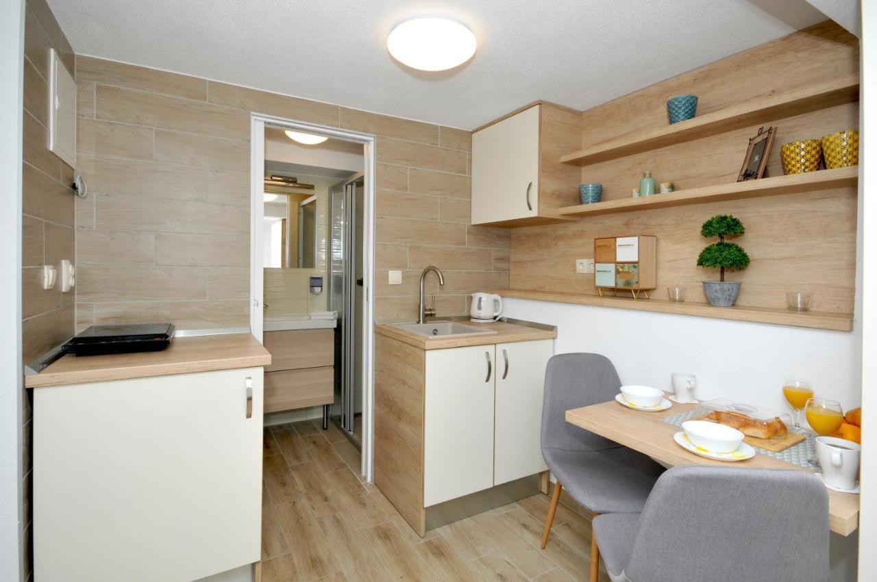 Apartments Penic Трогір Екстер'єр фото