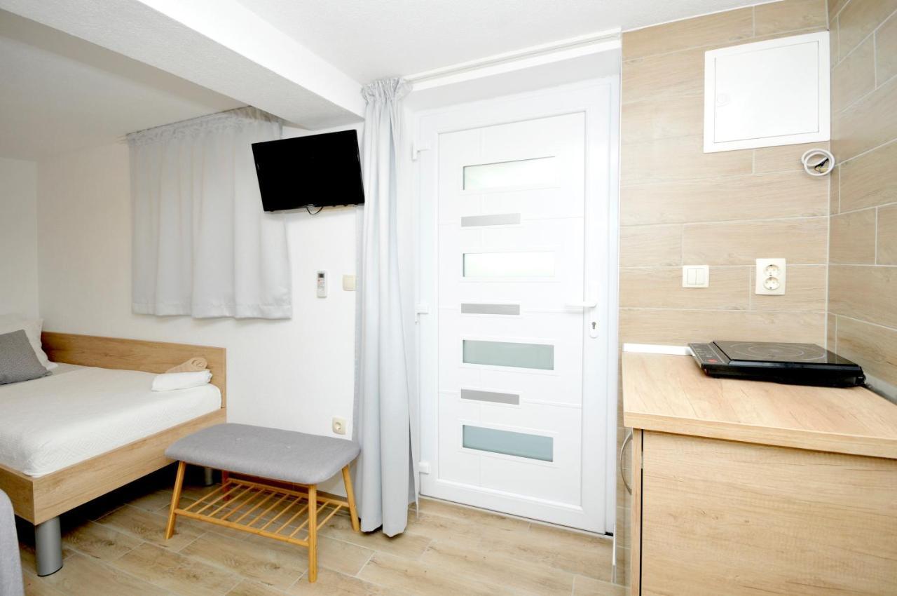 Apartments Penic Трогір Екстер'єр фото