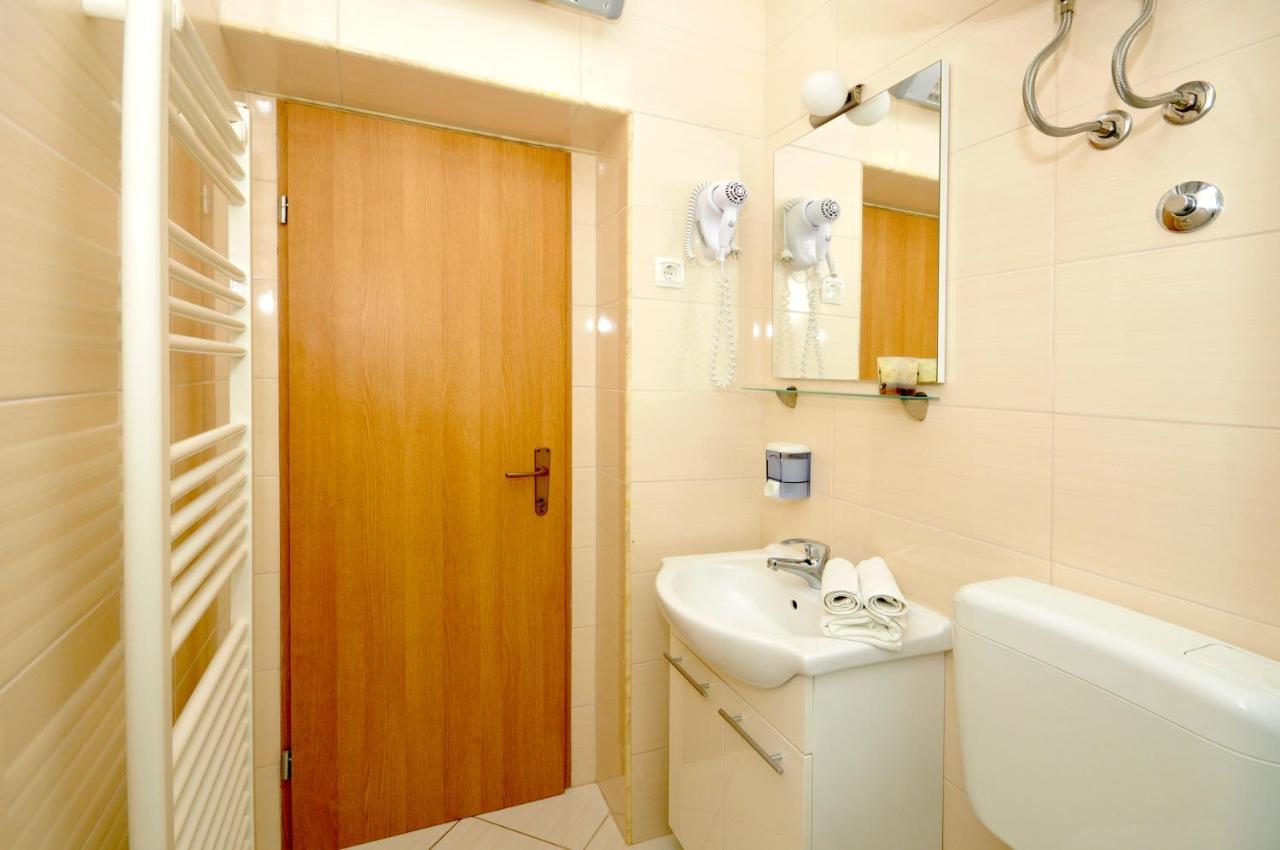 Apartments Penic Трогір Екстер'єр фото