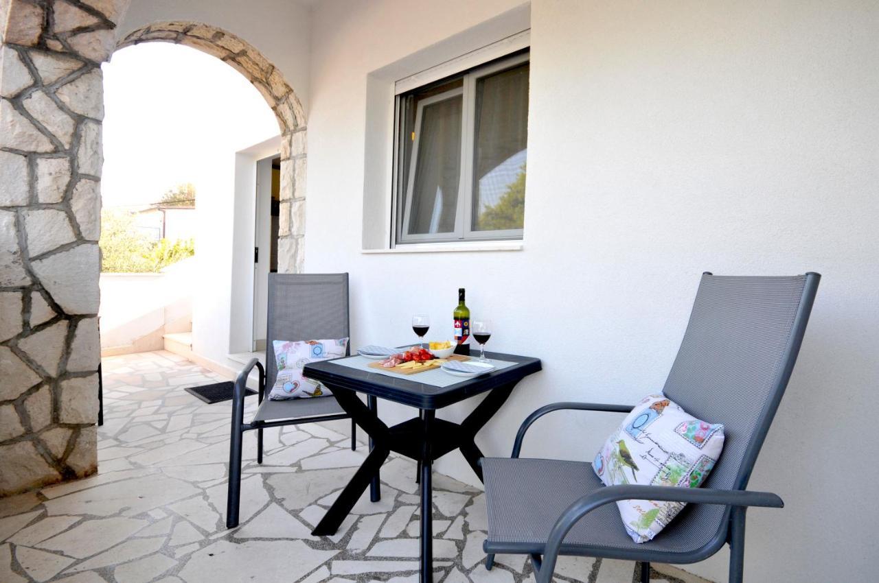 Apartments Penic Трогір Екстер'єр фото