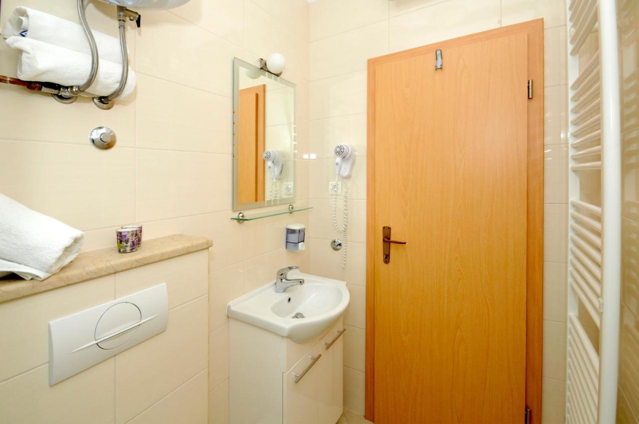 Apartments Penic Трогір Екстер'єр фото