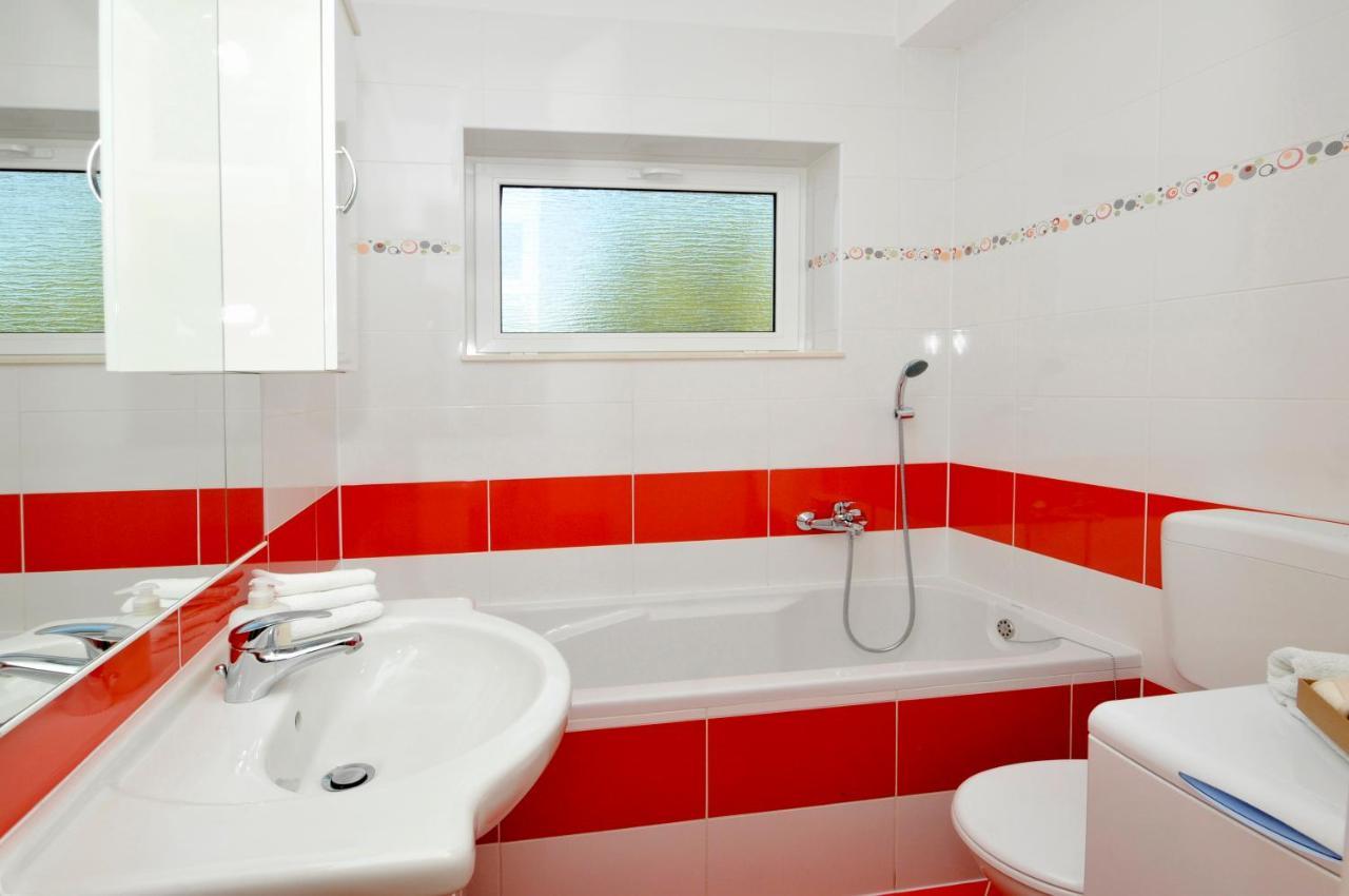 Apartments Penic Трогір Екстер'єр фото