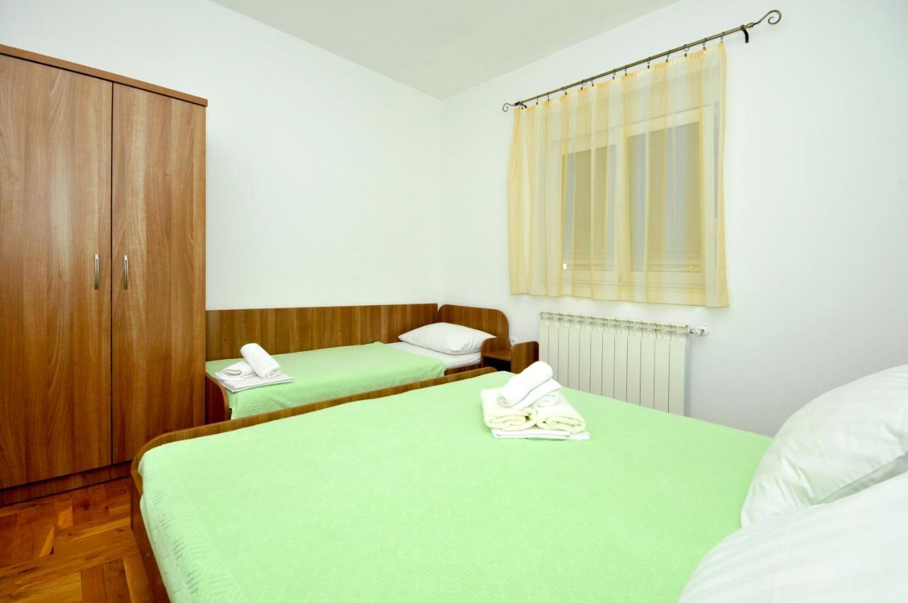 Apartments Penic Трогір Екстер'єр фото
